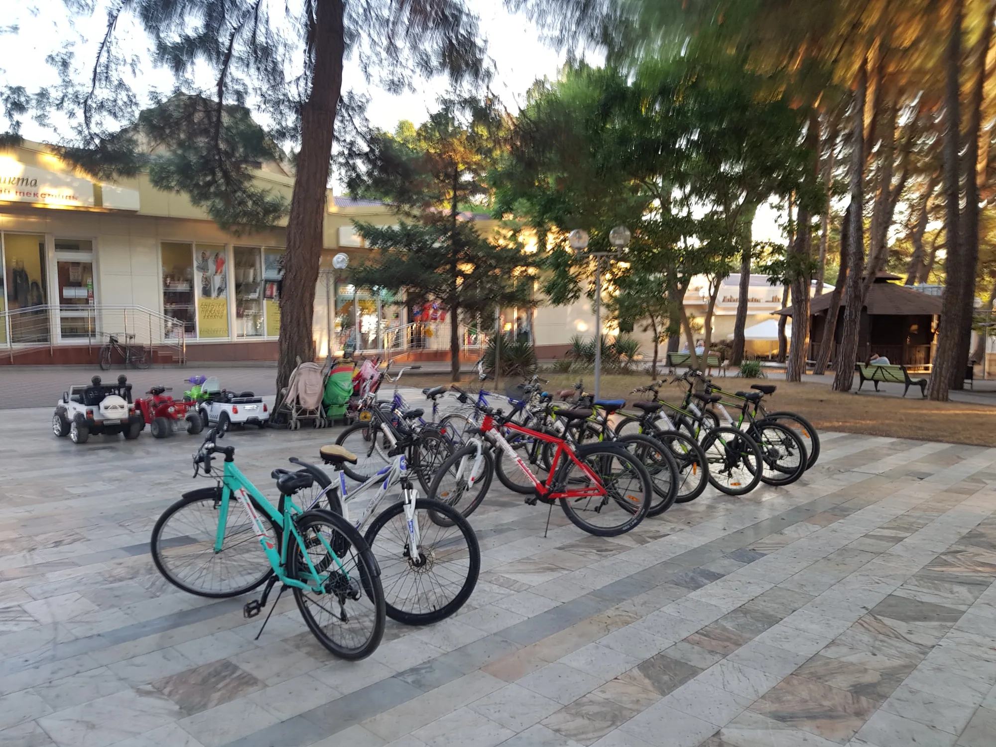 Веломаршрут по набережной Геленджика: длина и аренда велосипедов