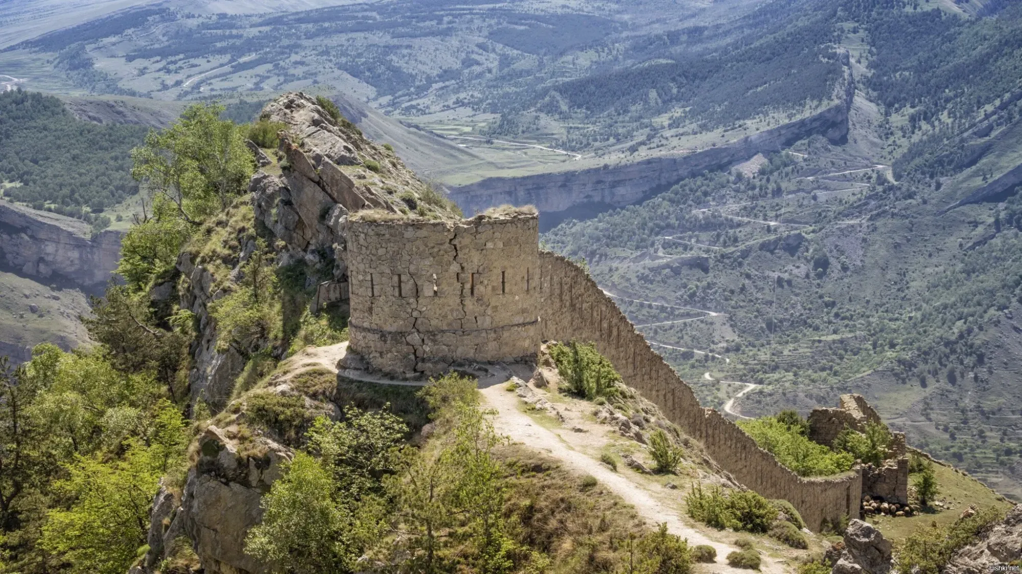 Гуниб — горная крепость Имама Шамиля