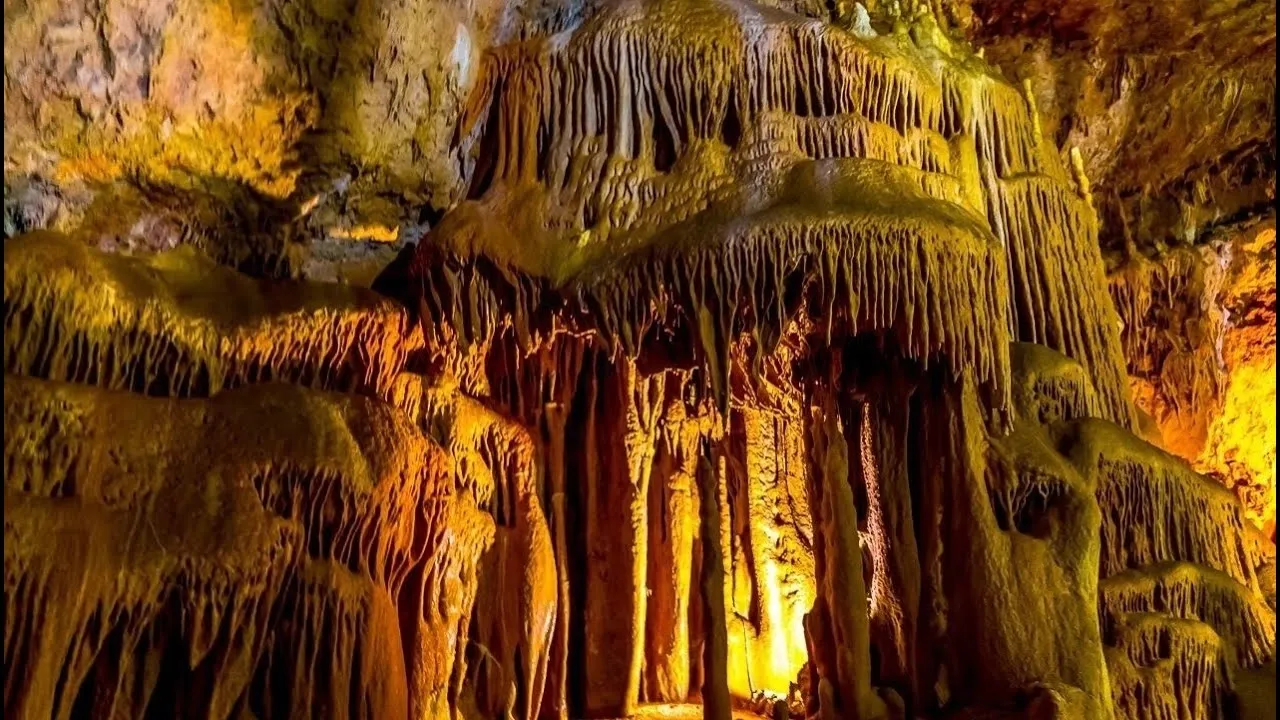 Мраморная пещера