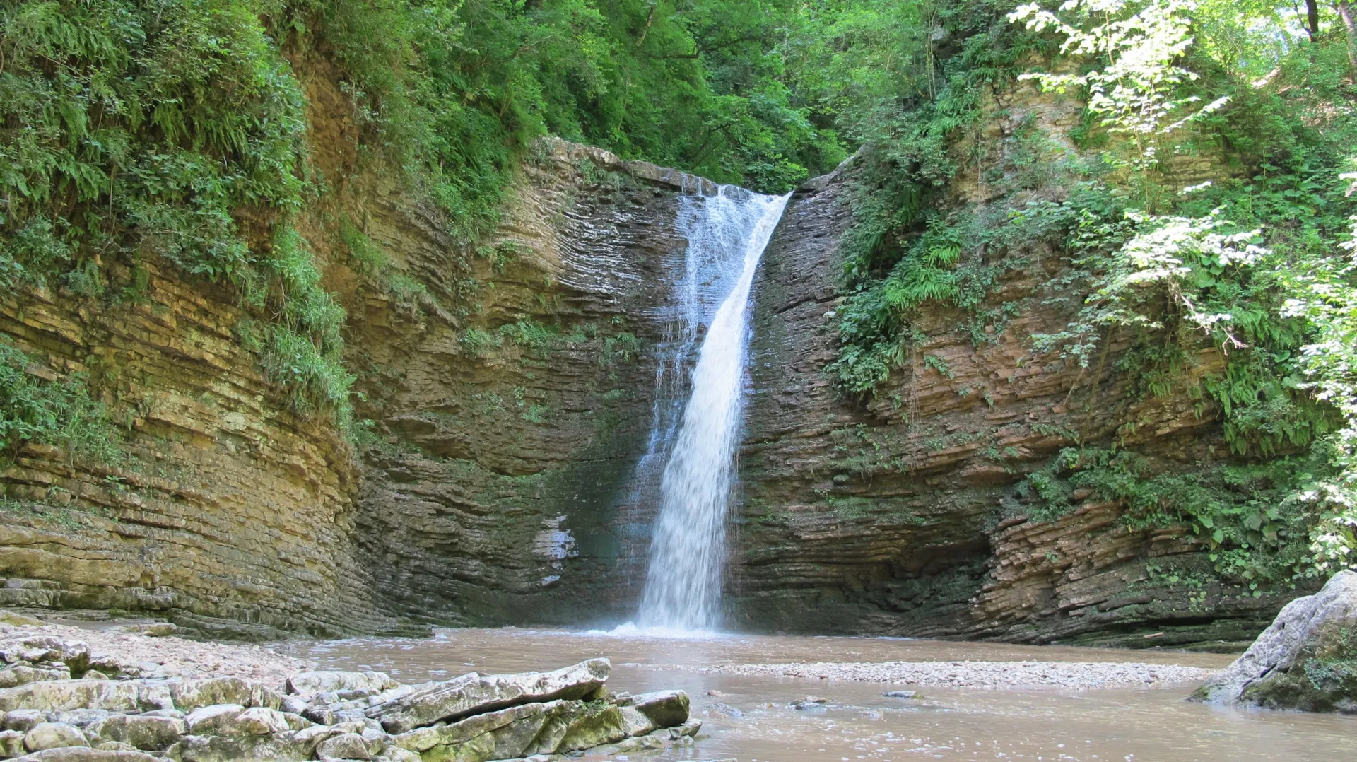 Водопад Руфабго в Адыгее: экскурсии из Краснодарского края