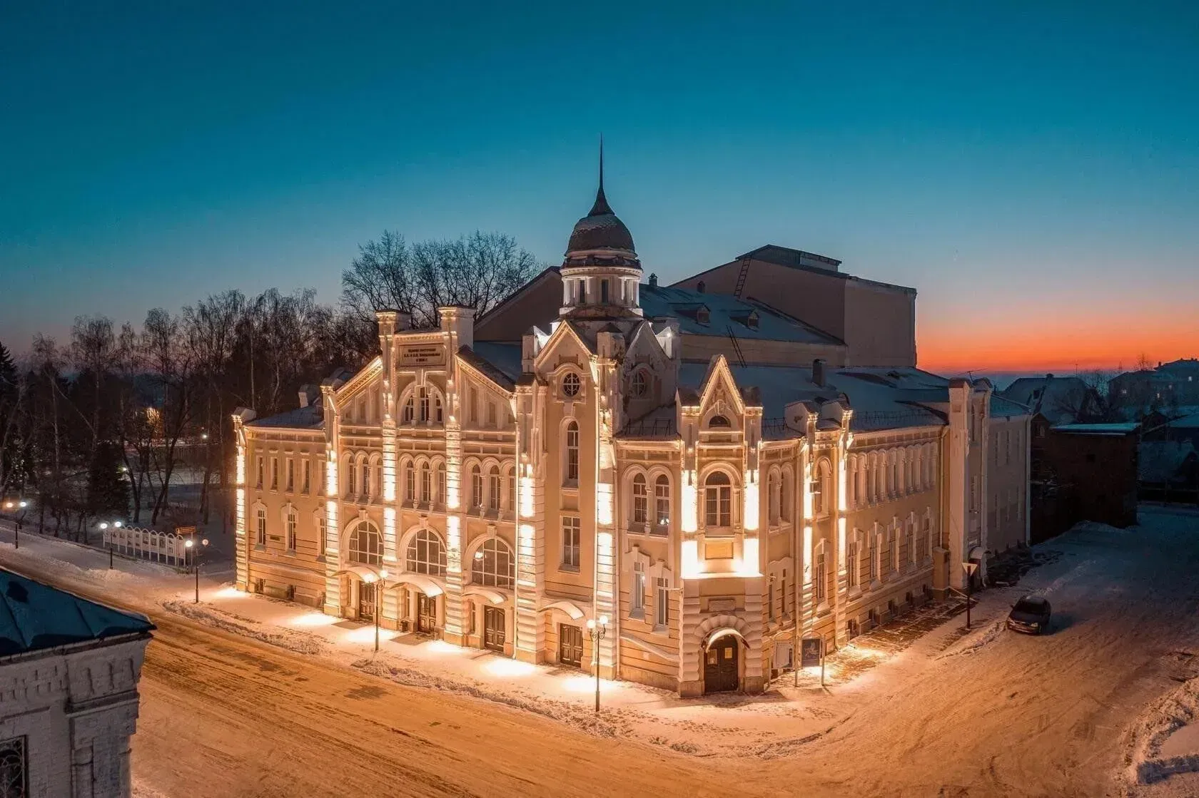 Бийский драматический театр: памятник архитектуры 1916 года