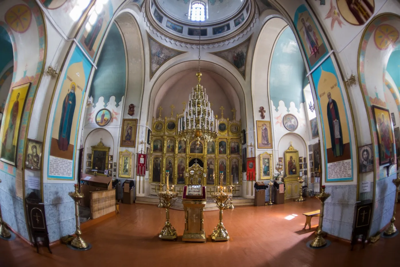 Свято-Троицкий храм в Усть-Джегуте: духовный центр республики