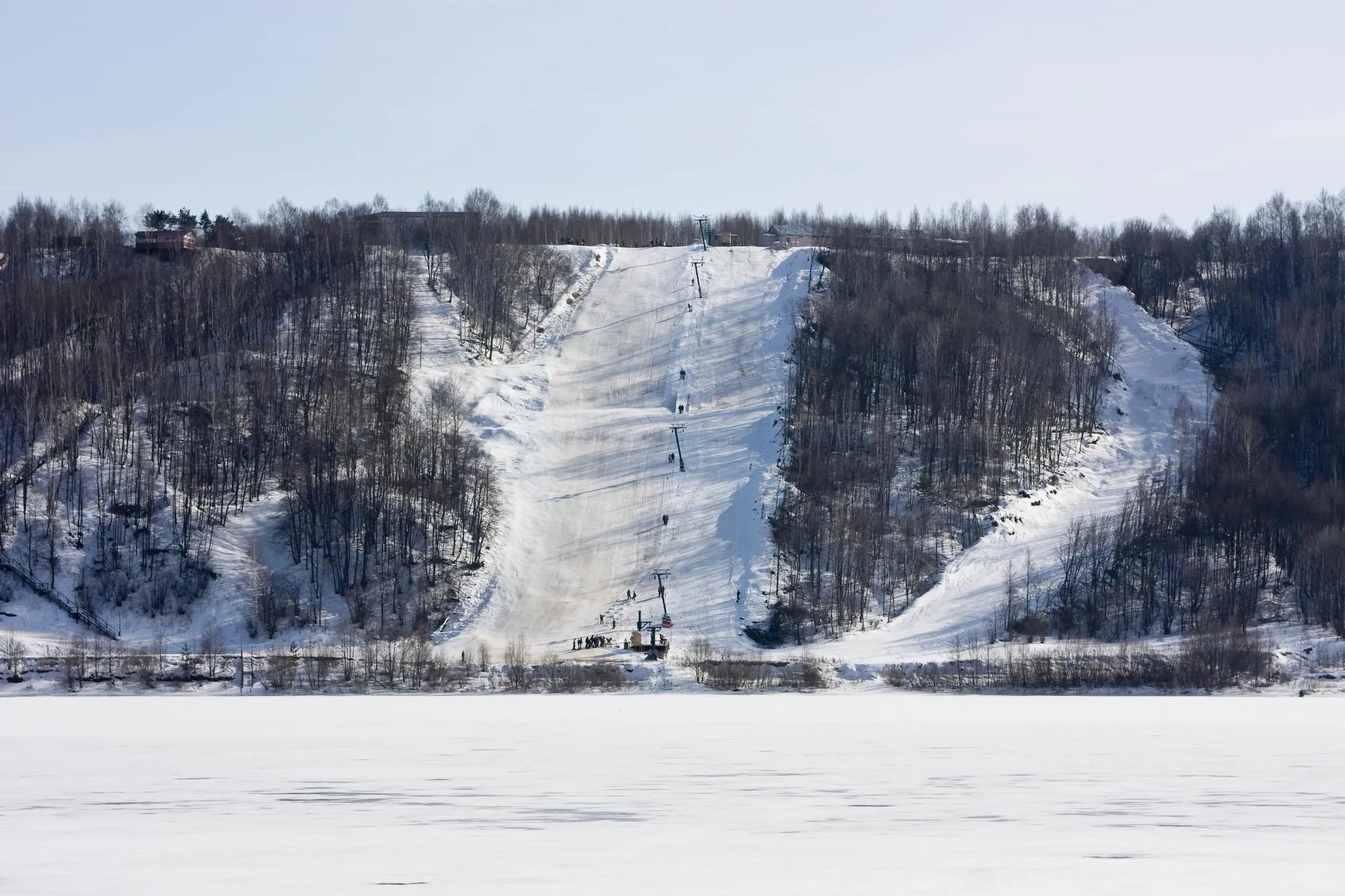 Горнолыжный комплекс Новинки: активный отдых