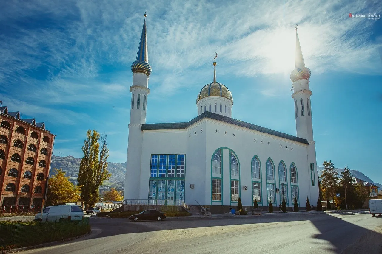 Мечети Карачаево-Черкесии: исламская архитектура на Северном Кавказе