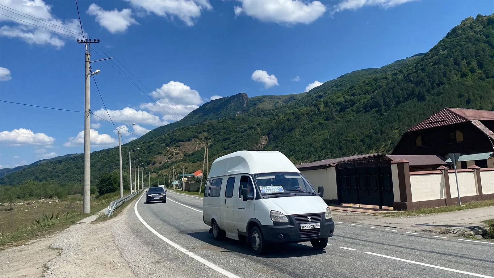 Транспорт внутри республики: автобусы, маршрутки, такси