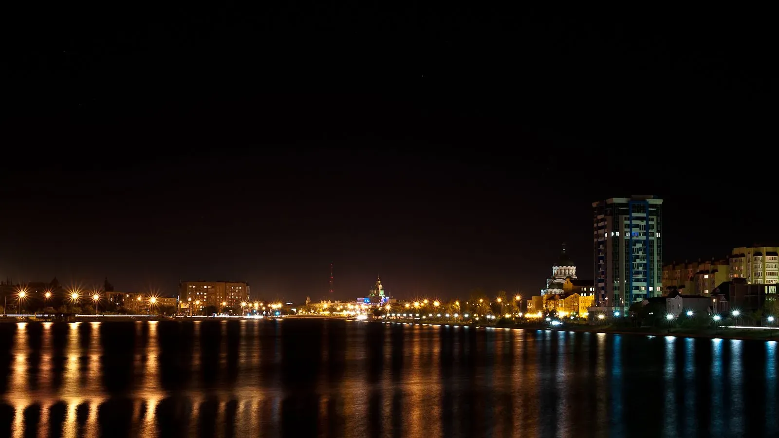 Ночная жизнь Астрахани: кафе, бары и культурные события после заката