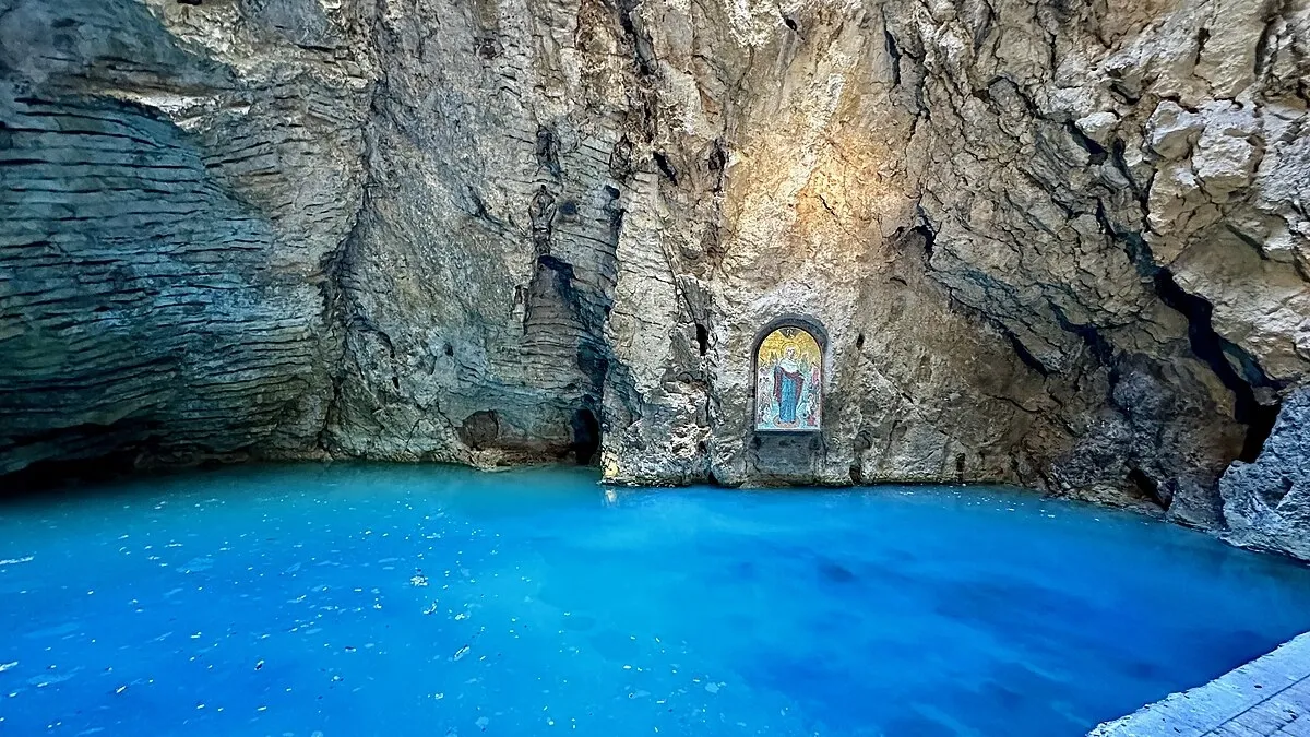 Озеро Провал в Пятигорске: как добраться и что посмотреть