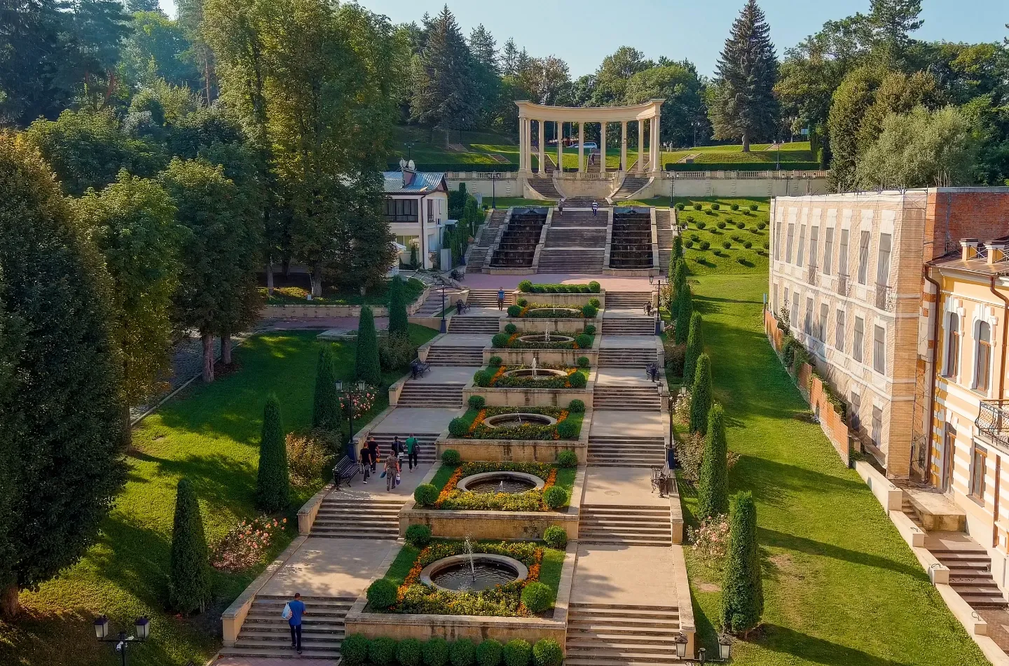 Где поесть в Кисловодске недорого и вкусно: лучшие кафе и столовые