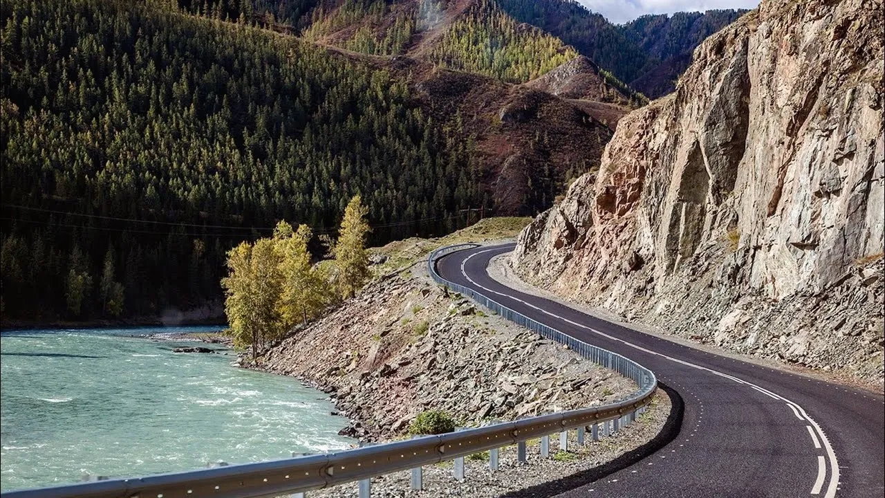 Чуйский тракт: дорога сквозь время и горы