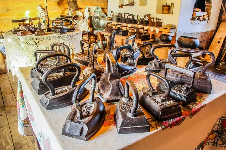 Музей утюга в Великом Новгороде